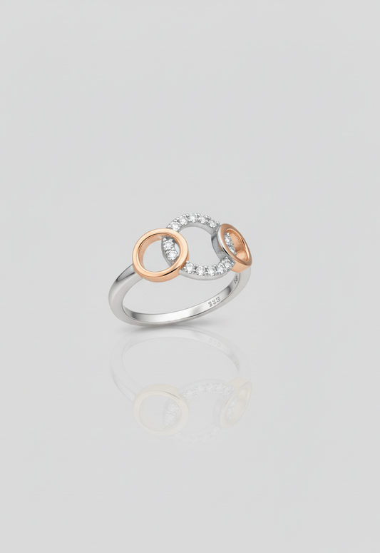 Intertwined Circle Ring